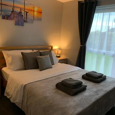 Modern Cosy Warm Home With Free Parking Chelmsford Exterior photo