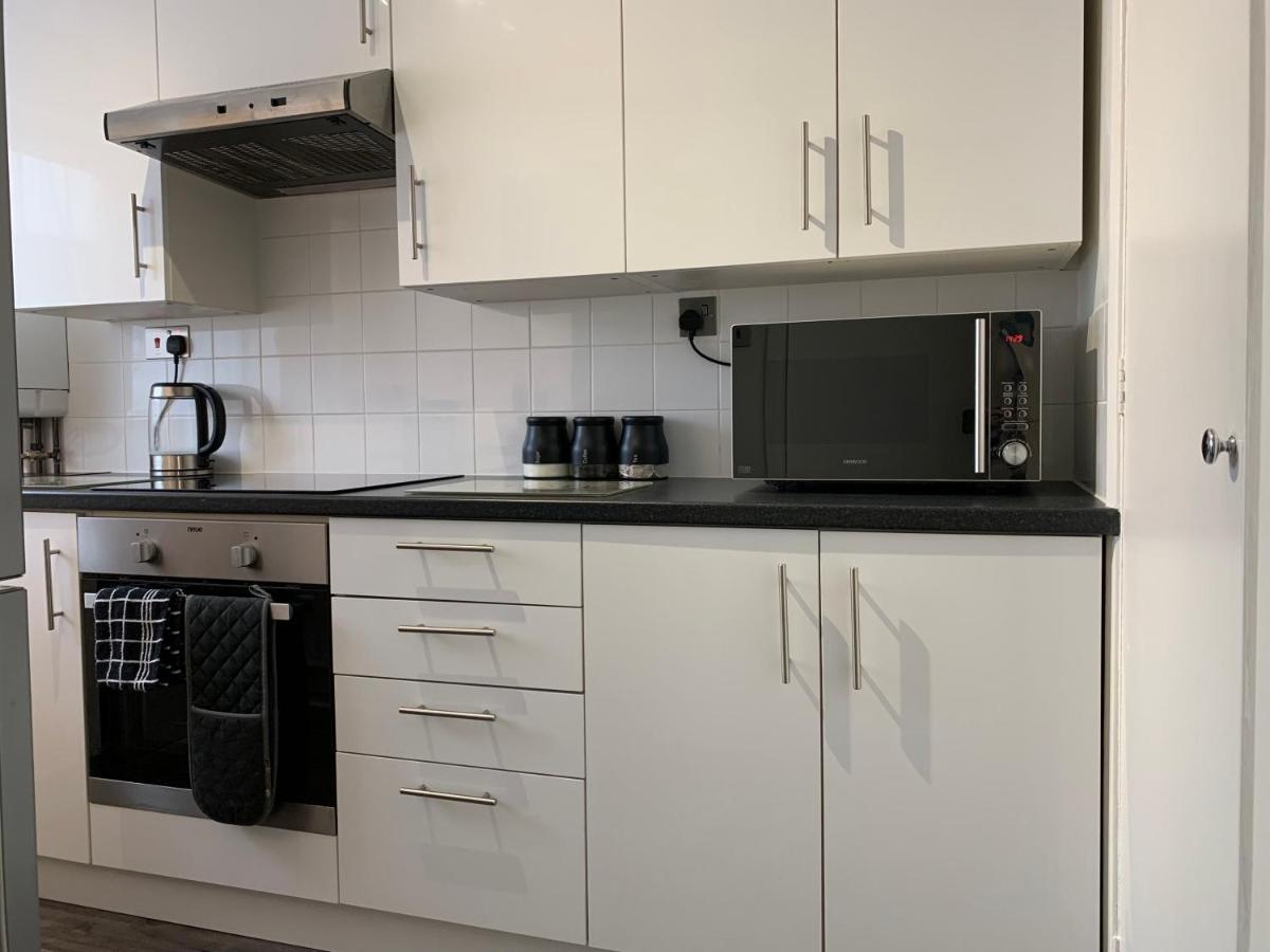 Modern Cosy Warm With Free Parking Chelmsford