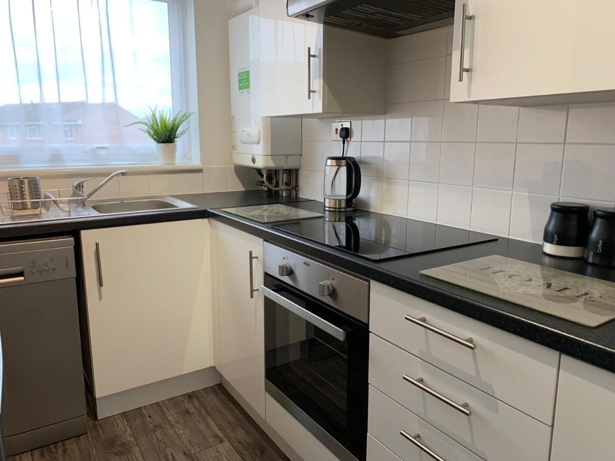 Modern Cosy Warm With Free Parking Apartment *